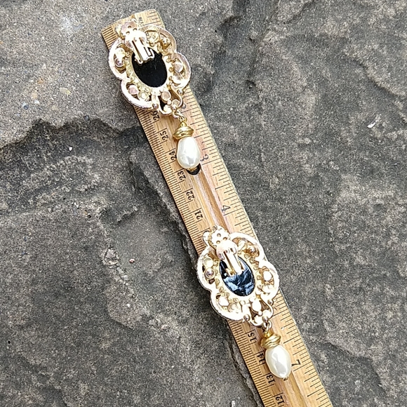 Vintage doorknocker clip on earrings - Picture 5 of 8